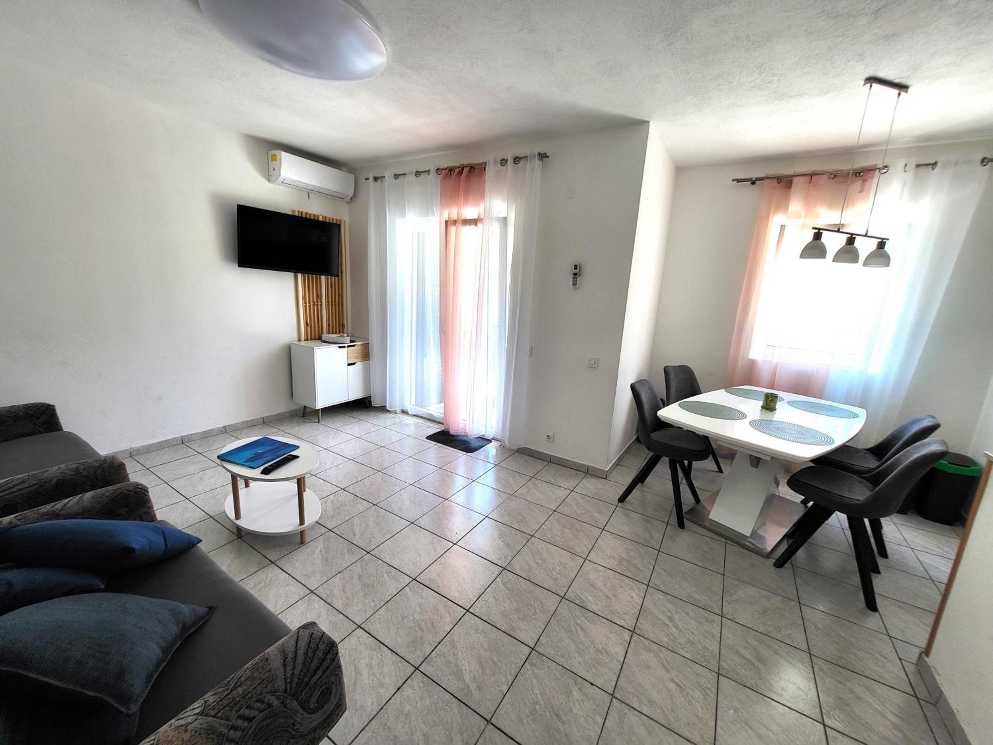Apartments Pitve Jelsa  Exterior foto